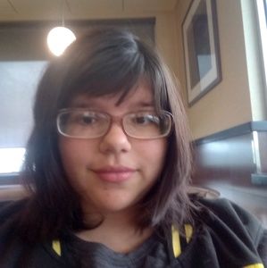 Meet your Posher, Alejandra